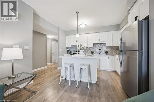 261 Woodbine Avenue Unit# 35, Kitchener, ON - Indoor Photo Showing Kitchen With Stainless Steel Kitchen With Upgraded Kitchen