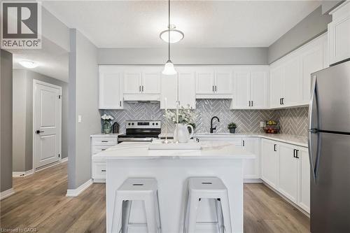 261 Woodbine Avenue Unit# 35, Kitchener, ON - Indoor Photo Showing Kitchen With Stainless Steel Kitchen With Upgraded Kitchen