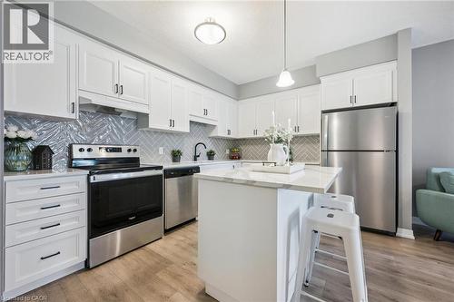 261 Woodbine Avenue Unit# 35, Kitchener, ON - Indoor Photo Showing Kitchen With Stainless Steel Kitchen With Upgraded Kitchen
