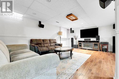 55 Wilce Drive, Ajax, ON - Indoor Photo Showing Living Room