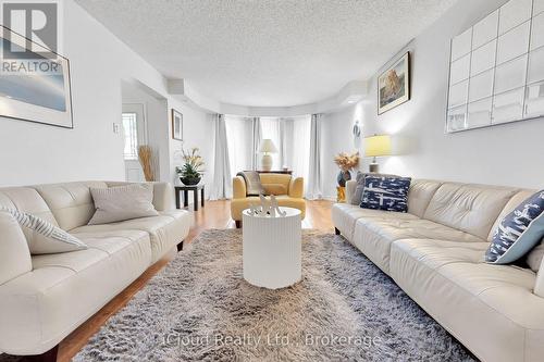 55 Wilce Drive, Ajax, ON - Indoor Photo Showing Living Room