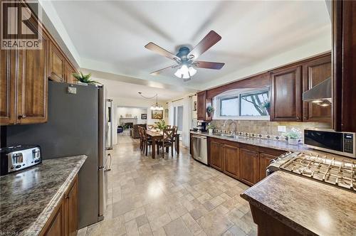 15 Talbot Street, Courtland, ON - Indoor Photo Showing Kitchen