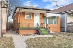 1510 LANGLOIS  Windsor, ON N8X 4M2