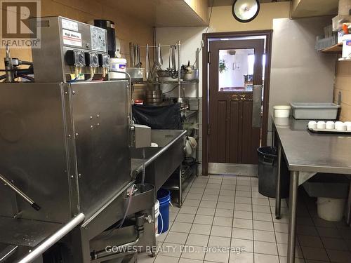 16 Spinnaker Way, Vaughan, ON 