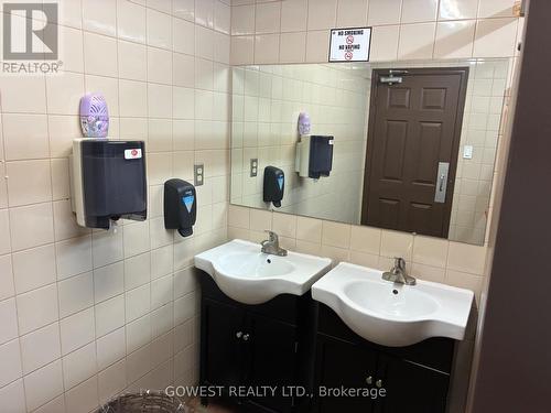 16 Spinnaker Way, Vaughan, ON 