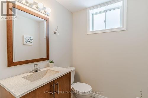 39 Mike Hart Drive, Essa, ON - Indoor Photo Showing Bathroom