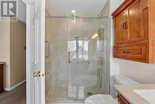 54 - 2550 Thomas Street, Mississauga, ON - Indoor Photo Showing Bathroom