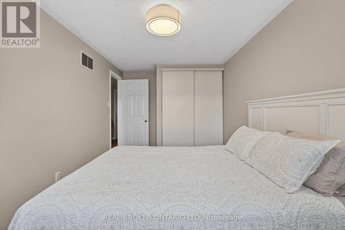 54 - 2550 Thomas Street, Mississauga, ON - Indoor Photo Showing Bedroom