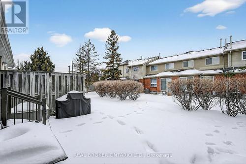 54 - 2550 Thomas Street, Mississauga, ON - Outdoor