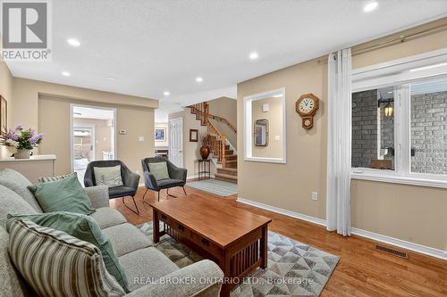 54 - 2550 Thomas Street, Mississauga, ON - Indoor Photo Showing Living Room