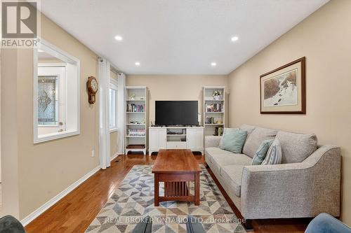 54 - 2550 Thomas Street, Mississauga, ON - Indoor Photo Showing Living Room