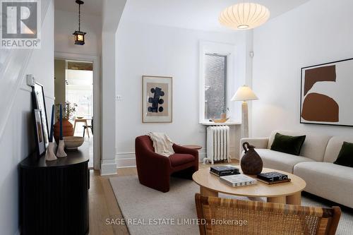 97 Marion Street, Toronto, ON - Indoor Photo Showing Living Room