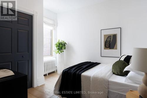 97 Marion Street, Toronto, ON - Indoor Photo Showing Bedroom
