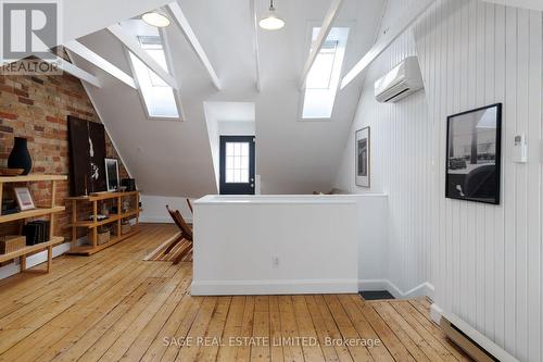 97 Marion Street, Toronto, ON - Indoor Photo Showing Other Room
