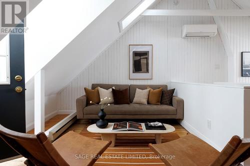 97 Marion Street, Toronto, ON - Indoor