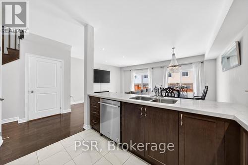 9 Starling Drive, Hamilton, ON - Indoor Photo Showing Kitchen With Double Sink