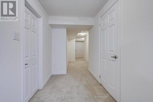 101 Huguenot Road, Oakville, ON - Indoor Photo Showing Other Room