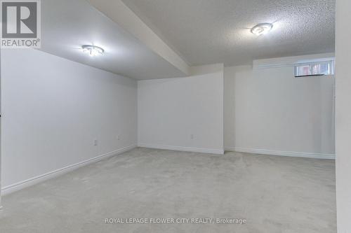 101 Huguenot Road, Oakville, ON - Indoor Photo Showing Other Room