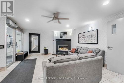 Front lobby - 418 - 198 Scott Street, St. Catharines (Fairview), ON - Indoor With Fireplace