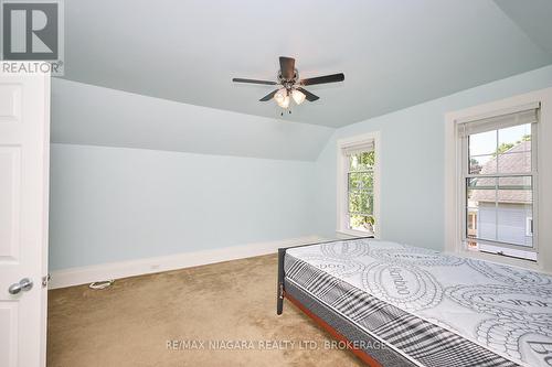 365 South Mill Street, Fort Erie (Ridgeway), ON - Indoor Photo Showing Bedroom