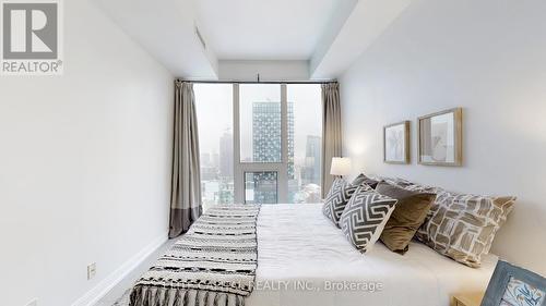 2506 - 181 Dundas Street E, Toronto, ON - Indoor Photo Showing Other Room