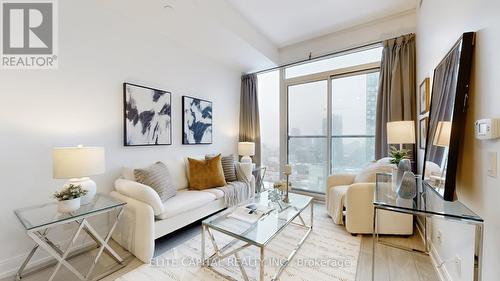 2506 - 181 Dundas Street E, Toronto, ON - Indoor Photo Showing Living Room