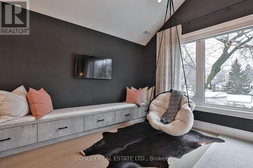 553 Davisville Avenue, Toronto, ON - Indoor