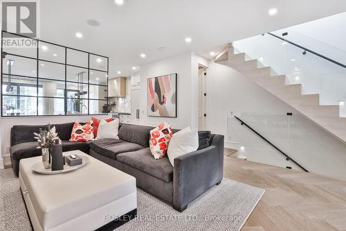 553 Davisville Avenue, Toronto, ON - Indoor