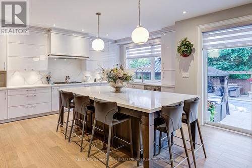 1376 Applewood Road, Mississauga, ON - Indoor