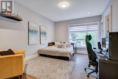 1376 Applewood Road, Mississauga, ON - Indoor Photo Showing Bedroom