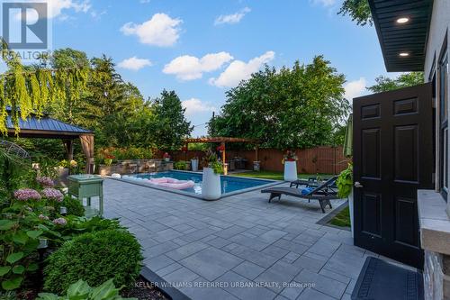 1376 Applewood Road, Mississauga, ON - Outdoor With In Ground Pool
