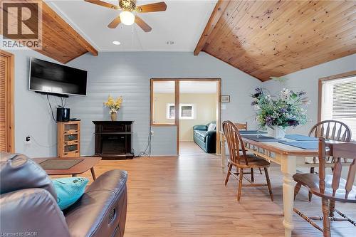 tv and tv mount plus furniture inlcuded in sale - 17 Maple Lane, Rainham, ON - Indoor