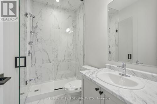 395 Reid Drive, Barrie, ON - Indoor Photo Showing Bathroom