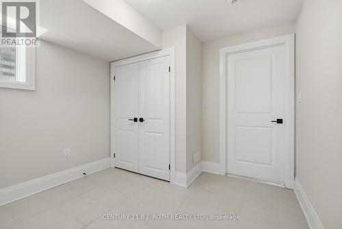 395 Reid Drive, Barrie, ON - Indoor Photo Showing Other Room
