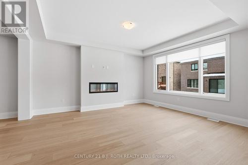 395 Reid Drive, Barrie, ON - Indoor With Fireplace