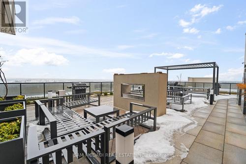 1403 - 1035 Southdown Road, Mississauga, ON - Outdoor
