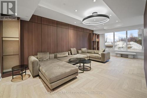 1403 - 1035 Southdown Road, Mississauga, ON - Indoor