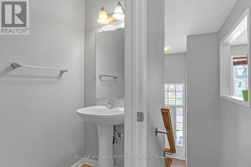 32 Affleck Road, Brampton, ON - Indoor Photo Showing Bathroom