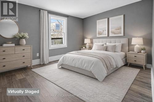 49 Allan Avenue, Hamilton, ON - Indoor Photo Showing Bedroom