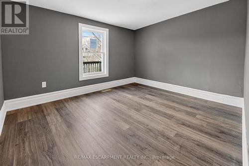 49 Allan Avenue, Hamilton, ON - Indoor Photo Showing Other Room