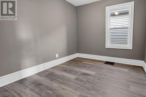 49 Allan Avenue, Hamilton, ON - Indoor Photo Showing Other Room