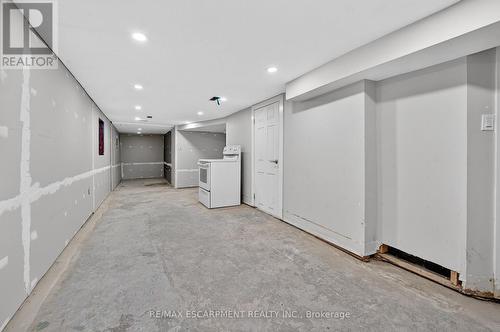 49 Allan Avenue, Hamilton, ON - Indoor