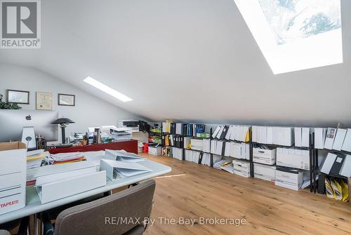 38 Willow Drive, Tiny, ON - Indoor Photo Showing Other Room