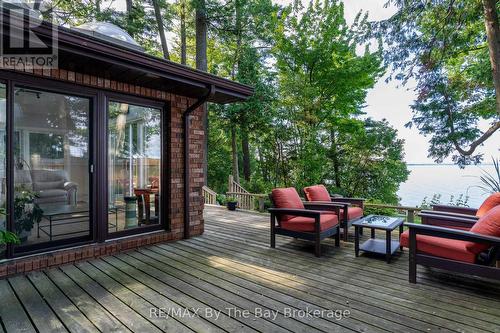 38 Willow Drive, Tiny, ON - Outdoor With Deck Patio Veranda