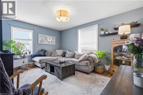1789 Notre Dame Drive, St. Agatha, ON - Indoor Photo Showing Living Room