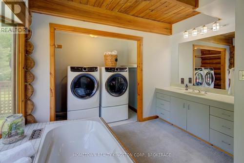 199 Kelly'S Road, Rideau Lakes, ON - Indoor Photo Showing Laundry Room