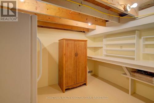 199 Kelly'S Road, Rideau Lakes, ON - Indoor Photo Showing Other Room