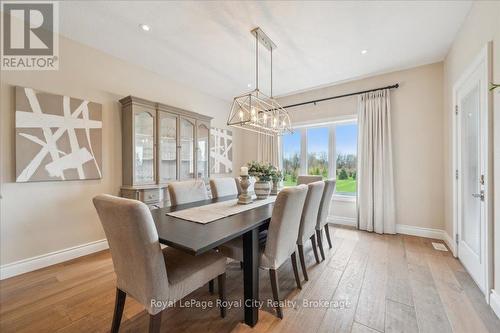 51 Ariss Glen Drive, Guelph/Eramosa, ON - Indoor Photo Showing Dining Room