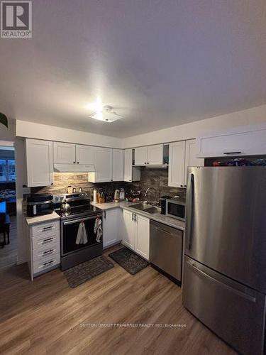 77 - 595 Third Street, London East (East H), ON - Indoor Photo Showing Kitchen