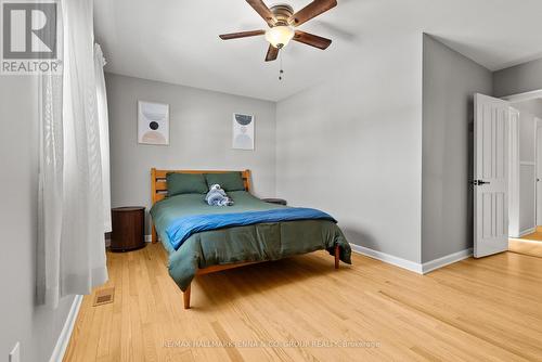 866 Claude Street, Ottawa, ON - Indoor Photo Showing Bedroom